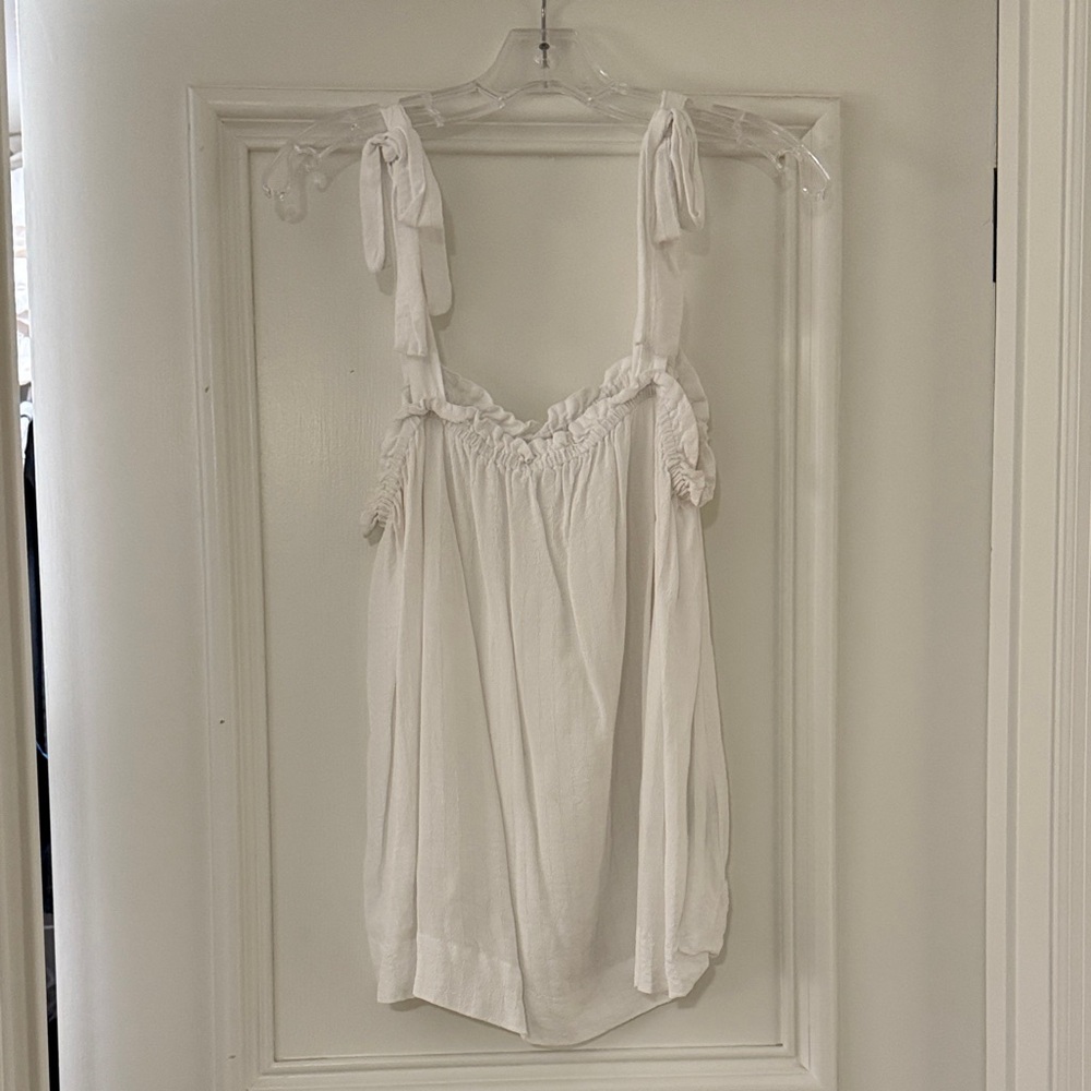 H&M Cream Ruffled Top